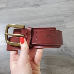 Tommy Bahama Belt Mens 32 Brown Leather Marlin Brass Buckle Genuine Top Grain